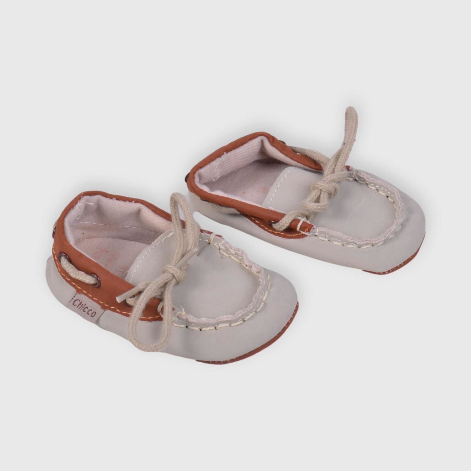 A pie Agente de mudanzas Ruina Zapatos Chicco T16 - Ronda - Tienda online de ropa de segunda mano para  bebés y niños